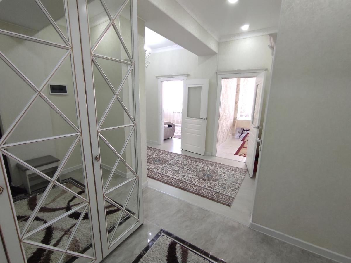 Prestigious Apartment In Бишкек Екстериор снимка