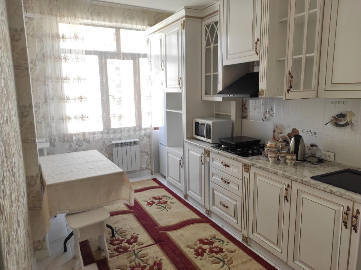 Prestigious Apartment In Бишкек Екстериор снимка